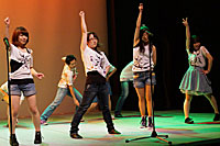 「2014リスクダンスワークショップ クリスマス・ショウ」にダンス・ボイスクラスが出演!